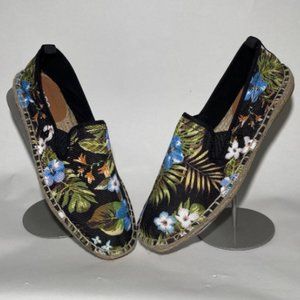 New ALDO Selania Slip On Tropical Sz 9